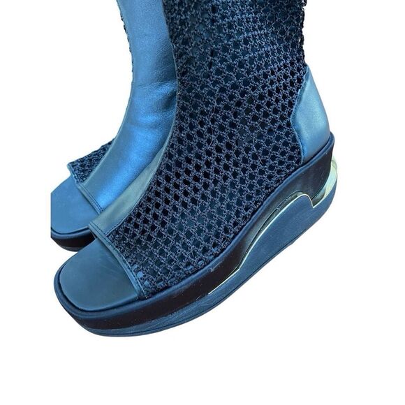 4CCCCEES Black/Gold Mesh Platform Ankle Boots Open Toe Side Zip NWOB EU 40 US 9 - Picture 11 of 15